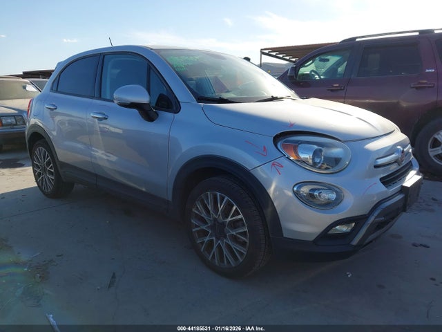 2016 FIAT 500X ZFBCFXCT8GP352967 Photo 0