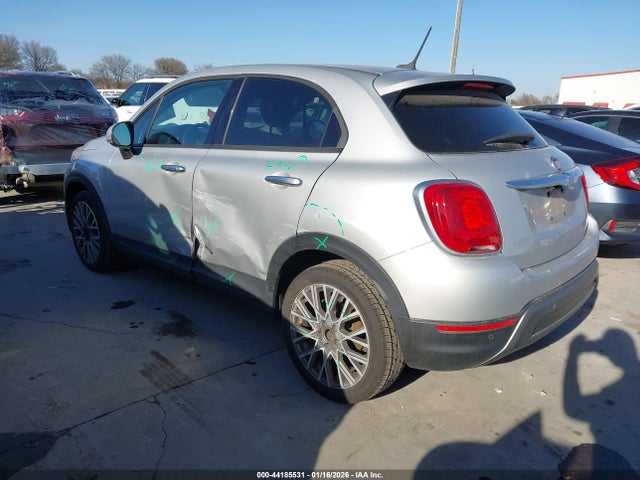 2016 FIAT 500X ZFBCFXCT8GP352967 Photo 2