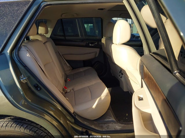Продаж на аукціоні авто 2015 Subaru Outback 2.5i Limited, vin: 4S4BSBNC8F3283316, номер лоту: 44185556