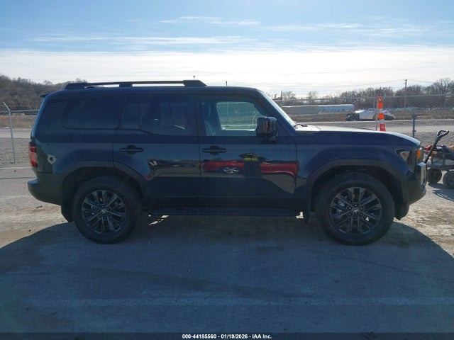 Toyota Land Cruiser 2026 JTEABFAJ8T5022257 Image 13