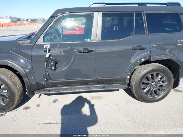 Toyota Land Cruiser 2026 JTEABFAJ8T5022257 Image 6
