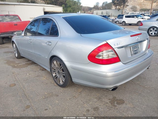 2008 MERCEDES-BENZ E 550 WDBUF72X48B299140 Photo 2