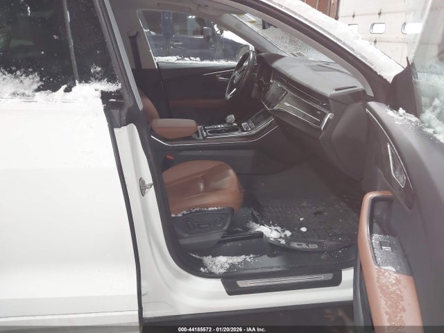 2022 AUDI Q8 WA1BVBF16ND017496 Photo 4