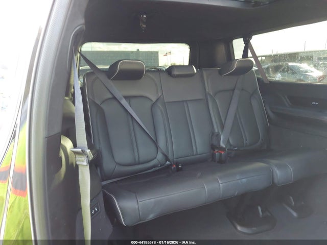 44185578 :رقم المزاد ، 1C4SJSFP2RS140932 vin ، 2024 Jeep Grand Wagoneer L Series Ii 4x4 مزاد بيع