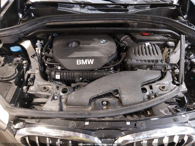 2018 BMW X1 WBXHT3C32J5L24995 Photo 9