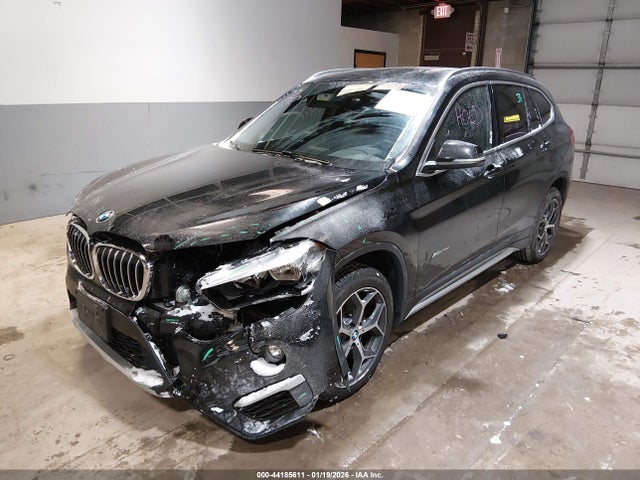 2018 BMW X1 WBXHT3C32J5L24995 Photo 1