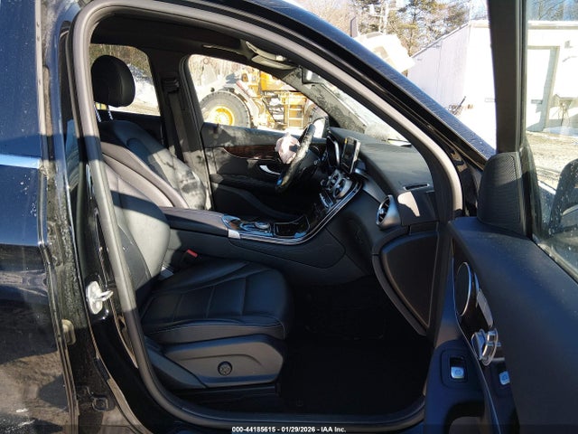 Продаж на аукціоні авто 2017 Mercedes-benz Glc 300 4matic, vin: WDC0G4KB4HF148558, номер лоту: 44185615