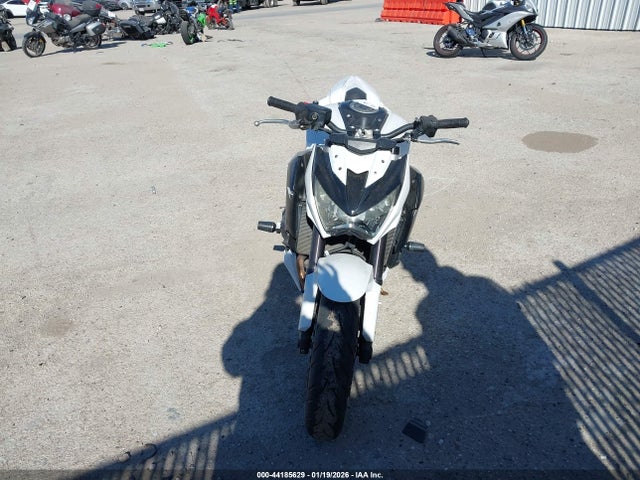 JKBZRCB18GDA18214 Kawasaki Zr800 B