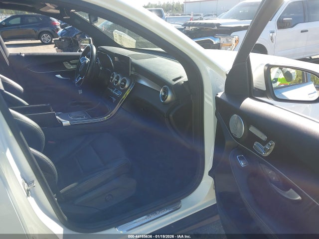 Продаж на аукціоні авто 2020 Mercedes-benz Glc 300 4matic, vin: W1N0G8EB7LF852666, номер лоту: 44185636