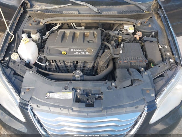 Продаж на аукціоні авто 2013 Chrysler 200 Touring, vin: 1C3CCBBB5DN713729, номер лоту: 44185639