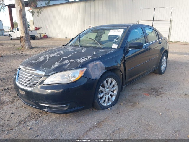 Продаж на аукціоні авто 2013 Chrysler 200 Touring, vin: 1C3CCBBB5DN713729, номер лоту: 44185639