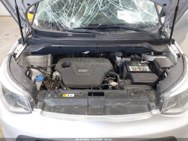 44185654 :رقم المزاد ، KNDJN2A22F7747990 vin ، 2015 Kia Soul مزاد بيع