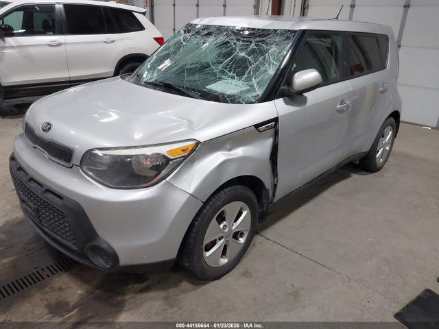44185654 :رقم المزاد ، KNDJN2A22F7747990 vin ، 2015 Kia Soul مزاد بيع