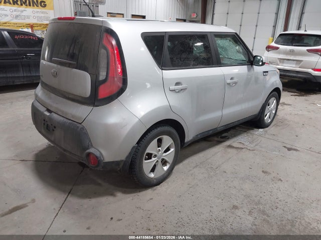 44185654 :رقم المزاد ، KNDJN2A22F7747990 vin ، 2015 Kia Soul مزاد بيع