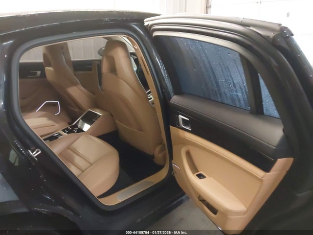 Auction sale of the 2018 Porsche Panamera 4, vin: WP0AA2A76JL112116, lot number: 44185754