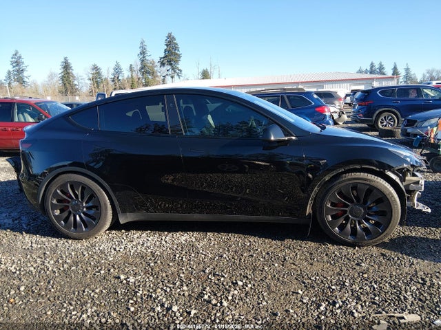 Tesla Model Y Performance Dual Motor All-wheel Drive 2023 7SAYGDEF2PF802857 Image 14