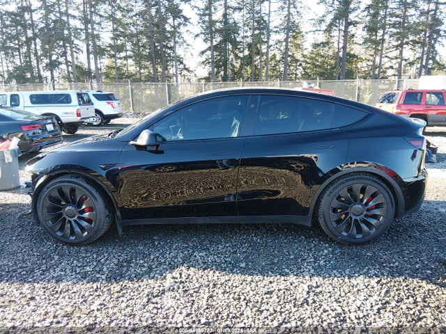 Tesla Model Y Performance Dual Motor All-wheel Drive 2023 7SAYGDEF2PF802857 Image 15