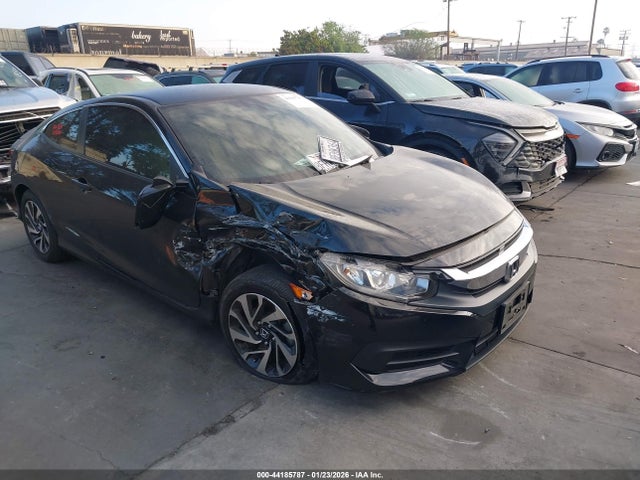 Honda Civic Lx 2018 2HGFC4B59JH300846 Image 1