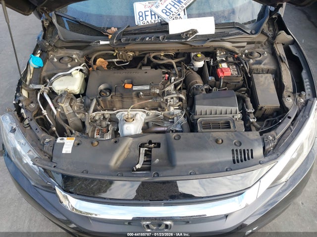 Honda Civic Lx 2018 2HGFC4B59JH300846 Image 10