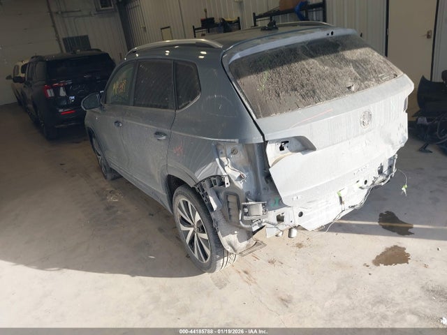 3VVLX7B28NM048898 Volkswagen Taos 1.5t Se
