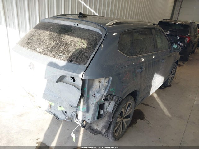 3VVLX7B28NM048898 Volkswagen Taos 1.5t Se