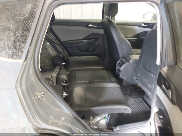 3VVLX7B28NM048898 Volkswagen Taos 1.5t Se