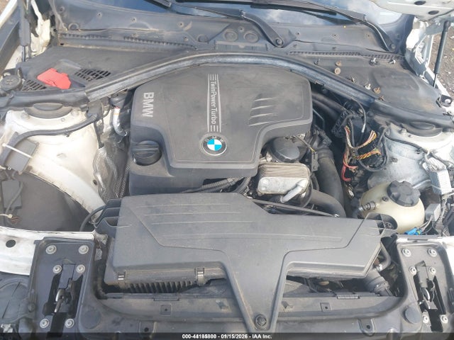 44185800 :رقم المزاد ، WBA3C3C59DF979417 vin ، 2013 Bmw 320i Xdrive مزاد بيع