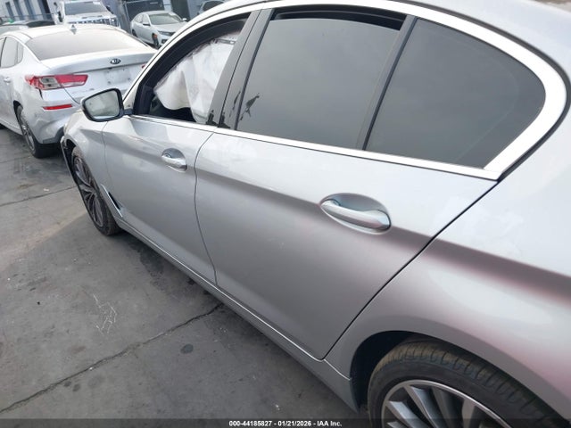 BMW 540I 2021 WBA53BJ05MCF54646 Image 15