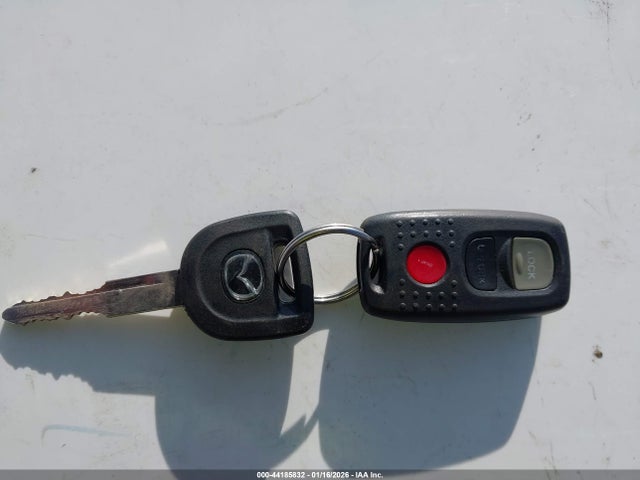 2006 MAZDA MAZDA3 JM1BK323361459957 Photo 10