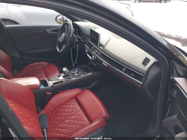 2019 AUDI S4 WAUB4AF42KA003943 Photo 4