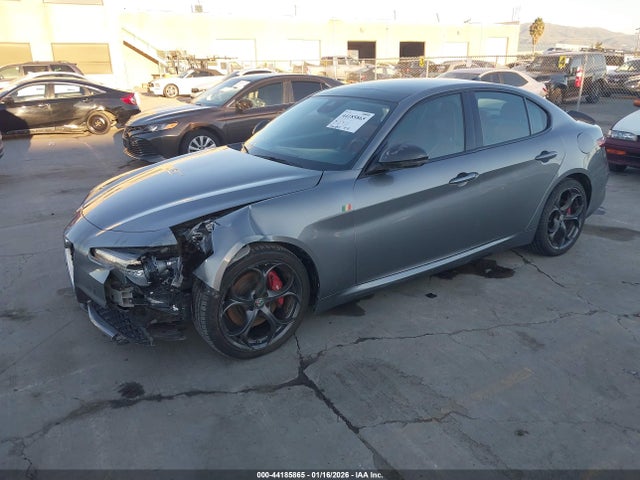 2018 ALFA ROMEO GIULIA ZARFAEEN5J7588615 Photo 1