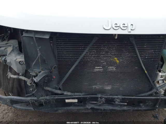 1C4RJFBG1GC441033 Jeep Grand Cherokee Limited