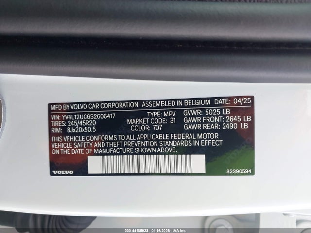 YV4L12UC6S2606417 Volvo Xc40 B5 Plus Dark Theme