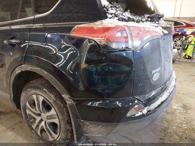 2017 TOYOTA RAV4 2T3BFREV7HW591905 Photo 5