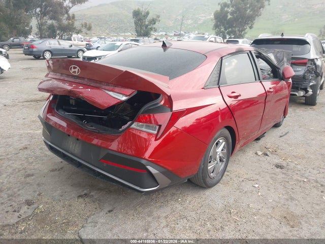 KMHLL4DG5SU864309 Hyundai ELANTRA SE