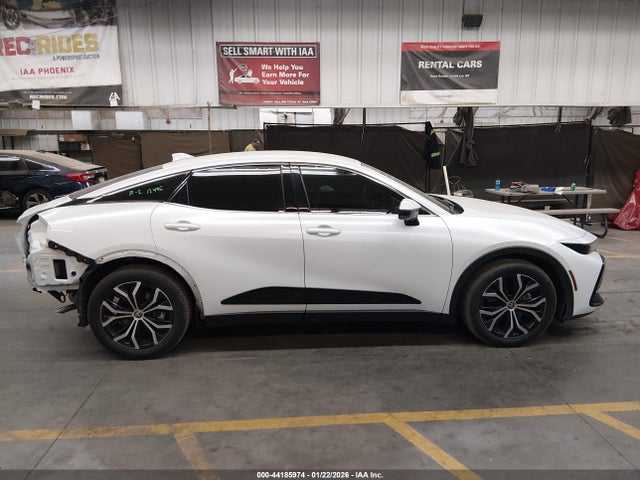 Toyota Crown Xle 2023 JTDAAAAF6P3010776 Image 14