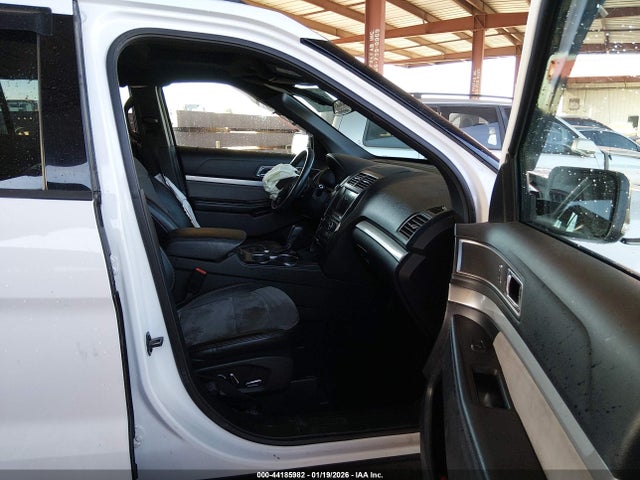 1FM5K7D80HGE11986 Ford EXPLORER XLT