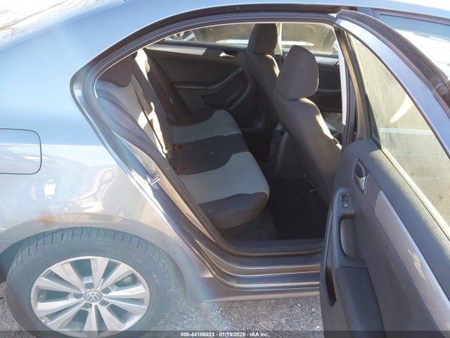 Продажа на аукционе авто 2017 Volkswagen Jetta 1.4t S, vin: 3VW2B7AJ5HM404534, номер лота: 44186023