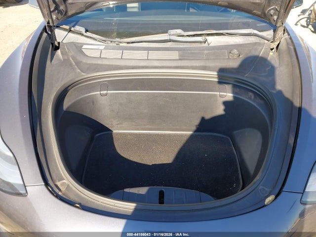 2018 TESLA MODEL 3 5YJ3E1EA2JF037592 Photo 9