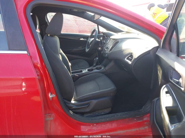3G1BE6SM1HS585262 Chevrolet Cruze Lt Auto
