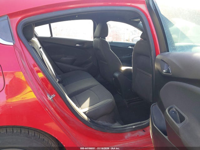 3G1BE6SM1HS585262 Chevrolet Cruze Lt Auto