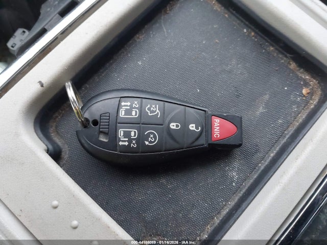 2016 Chrysler Town & Country Touring მანქანა იყიდება აუქციონზე, vin: 2C4RC1BG3GR305930, აუქციონის ნომერი: 44186089