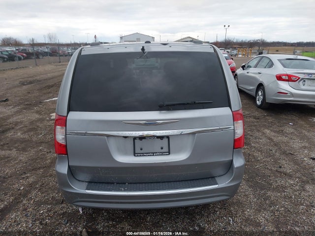 2016 Chrysler Town & Country Touring მანქანა იყიდება აუქციონზე, vin: 2C4RC1BG3GR305930, აუქციონის ნომერი: 44186089