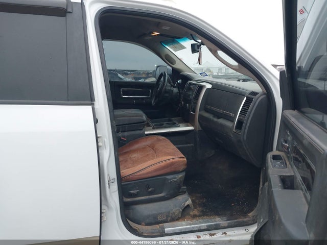 Продаж на аукціоні авто 2011 Ram Ram 3500 Laramie Longhorn Edition, vin: 3D73Y4CL8BG567693, номер лоту: 44186099