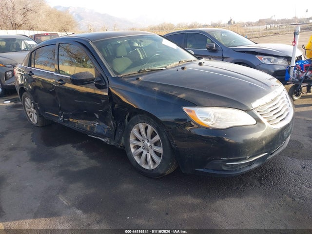 2013 CHRYSLER 200 1C3CCBBBXDN546249