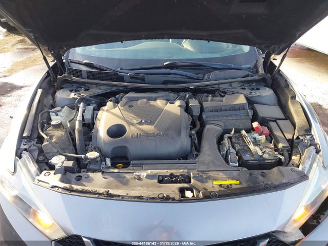 1N4AA6AP2JC373966 Nissan Maxima 3.5 Sv