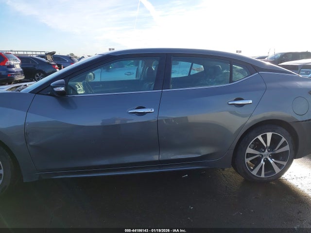 1N4AA6AP2JC373966 Nissan Maxima 3.5 Sv