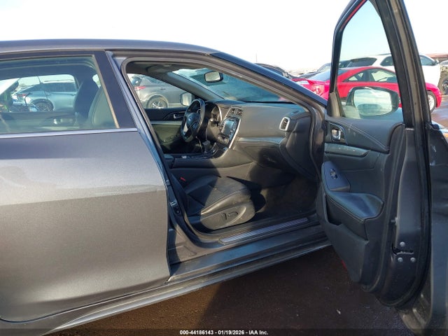 1N4AA6AP2JC373966 Nissan Maxima 3.5 Sv