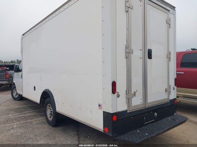 1GB0GSF75P1102558 Chevrolet Express Cutaway Work Van