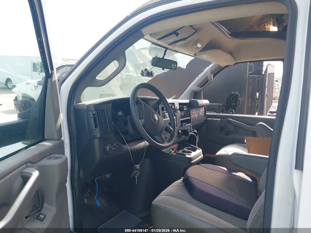 1GB0GSF75P1102558 Chevrolet Express Cutaway Work Van